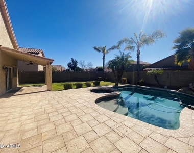 7203 W Irma Lane - Photo Thumbnail 30
