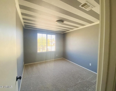 7203 W Irma Lane - Photo Thumbnail 16