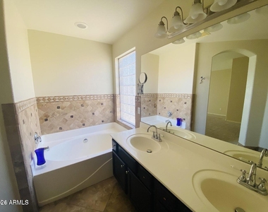 7203 W Irma Lane - Photo Thumbnail 24