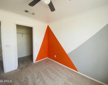 7203 W Irma Lane - Photo Thumbnail 17