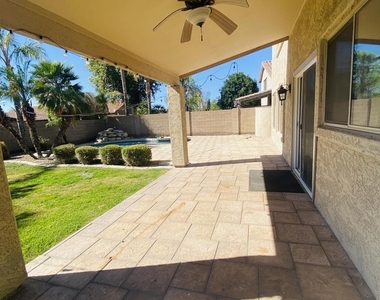 7203 W Irma Lane - Photo Thumbnail 26
