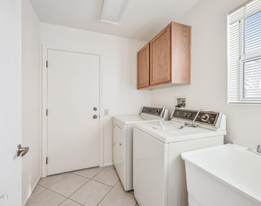 21614 N 139th Drive - Photo Thumbnail 10