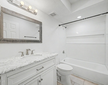 5236 W Peoria Avenue - Photo Thumbnail 20