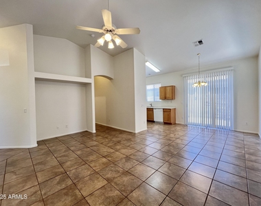 8952 E Crescent Avenue - Photo Thumbnail 3