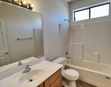 8952 E Crescent Avenue - Photo Thumbnail 7