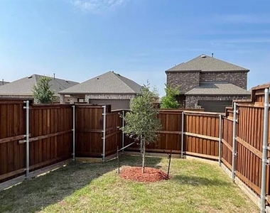 2372 Pyrite Drive - Photo Thumbnail 18