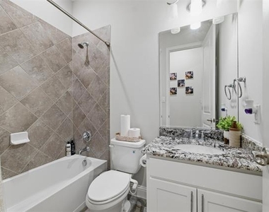 4637 Seabiscuit Street - Photo Thumbnail 29