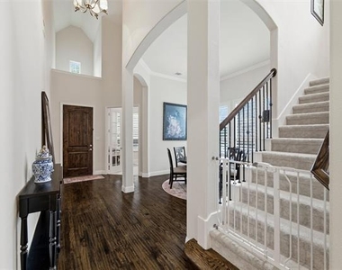 4637 Seabiscuit Street - Photo Thumbnail 5