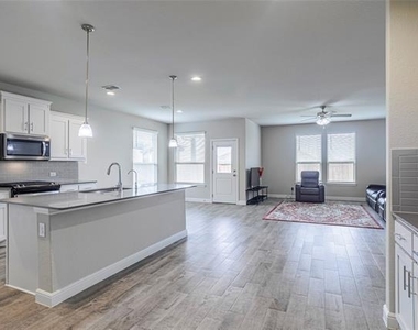 15825 Bronte Lane - Photo Thumbnail 5