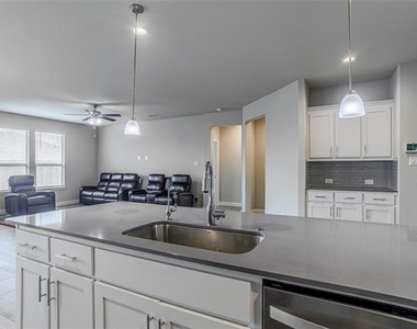15825 Bronte Lane - Photo Thumbnail 9