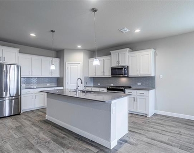 15825 Bronte Lane - Photo Thumbnail 7