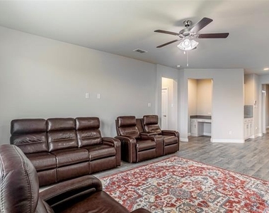 15825 Bronte Lane - Photo Thumbnail 14