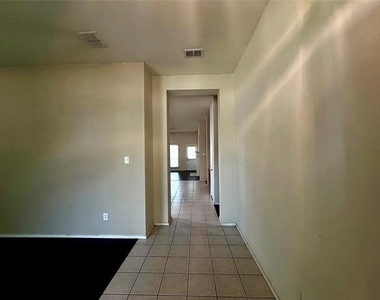 8520 Ontario Drive - Photo Thumbnail 2