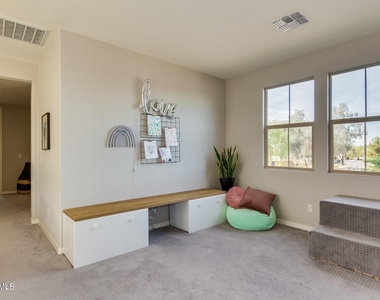 1942 S Sycamore Place - Photo Thumbnail 8