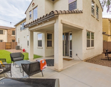 1942 S Sycamore Place - Photo Thumbnail 19