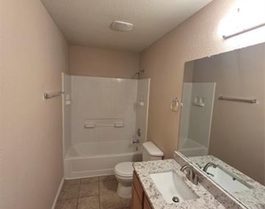 8138 Mossberg Drive - Photo Thumbnail 35