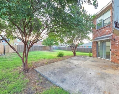 8138 Mossberg Drive - Photo Thumbnail 37