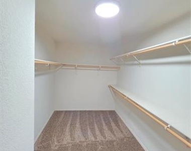 8138 Mossberg Drive - Photo Thumbnail 26