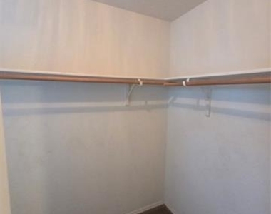 8138 Mossberg Drive - Photo Thumbnail 23