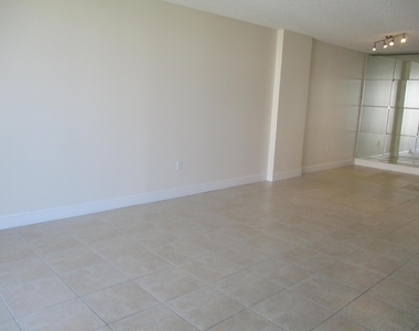 2801 Ne 183rd Street - Photo Thumbnail 4