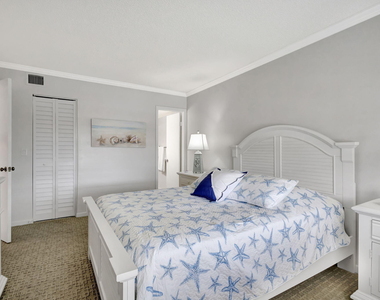 154 Lake Meryl Drive - Photo Thumbnail 7