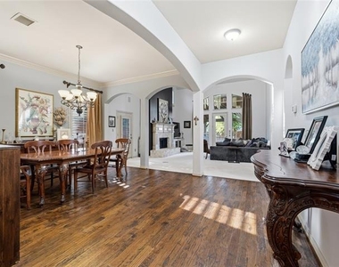 2948 Clearfork Trail - Photo Thumbnail 5