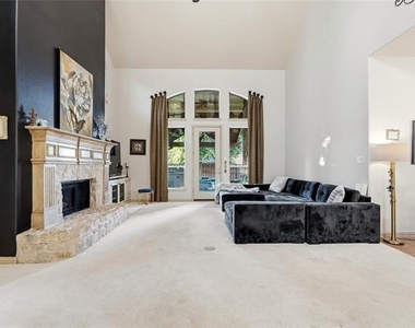 2948 Clearfork Trail - Photo Thumbnail 14