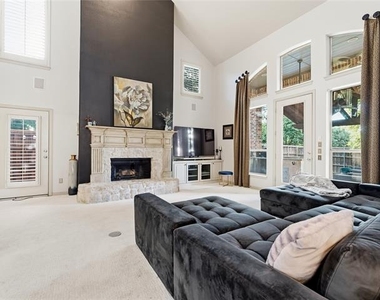 2948 Clearfork Trail - Photo Thumbnail 15