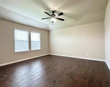905 Quartz Trail - Photo Thumbnail 12