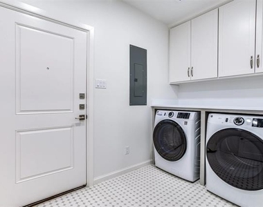 2612 S University Drive - Photo Thumbnail 11