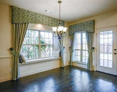13038 Montfair Boulevard - Photo Thumbnail 8
