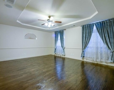 13038 Montfair Boulevard - Photo Thumbnail 14
