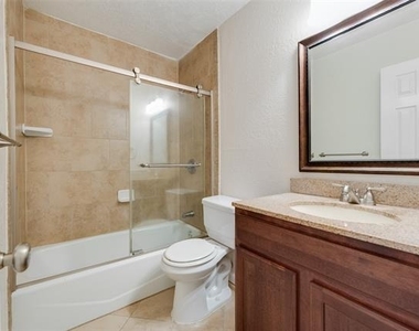5109 Cedar Springs - Photo Thumbnail 10