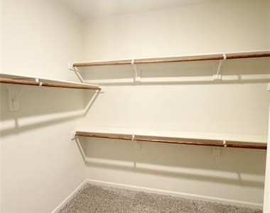 213 Aceves Court - Photo Thumbnail 11