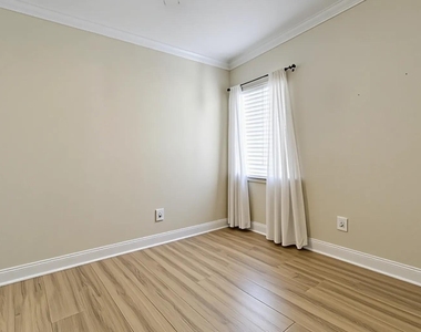 11606 Orange Blossom Lane - Photo Thumbnail 10