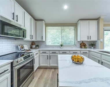 2036 Signal Ridge Place - Photo Thumbnail 8