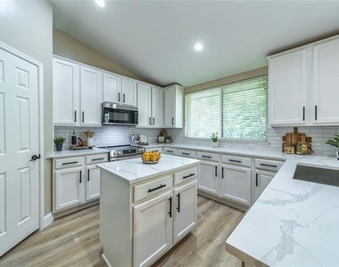 2036 Signal Ridge Place - Photo Thumbnail 7