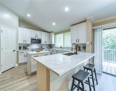 2036 Signal Ridge Place - Photo Thumbnail 6