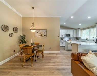 2036 Signal Ridge Place - Photo Thumbnail 5