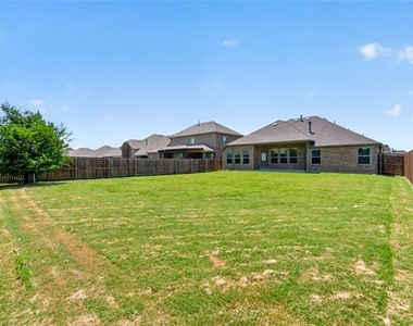 2819 Diamondback Drive - Photo Thumbnail 32