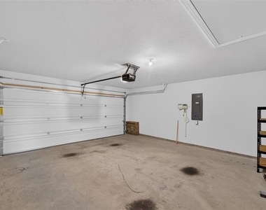 2819 Diamondback Drive - Photo Thumbnail 30