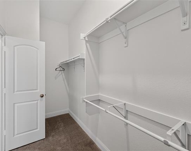 2819 Diamondback Drive - Photo Thumbnail 26