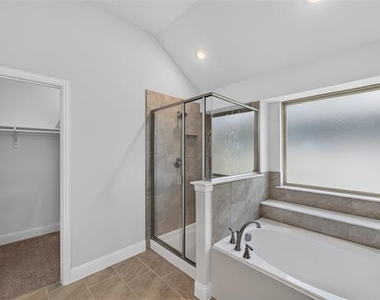 2819 Diamondback Drive - Photo Thumbnail 17