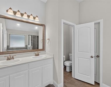 2819 Diamondback Drive - Photo Thumbnail 24