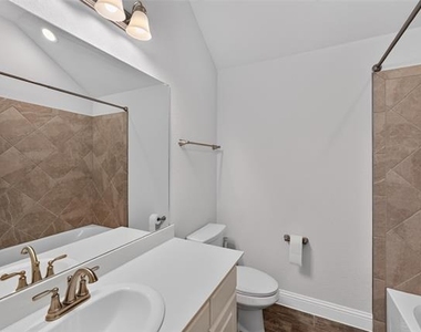 2819 Diamondback Drive - Photo Thumbnail 27