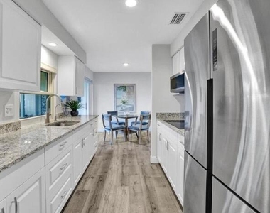 54 Hilo Court - Photo Thumbnail 4