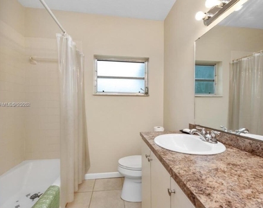 640 Sw 5th Avenue - Photo Thumbnail 5