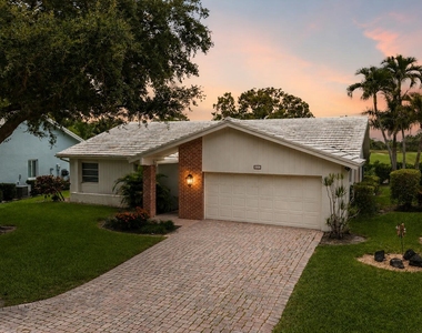 5557 N Cameo Drive N - Photo Thumbnail 5