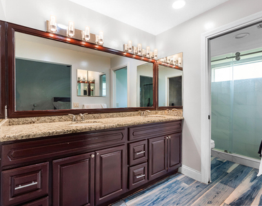 5557 N Cameo Drive N - Photo Thumbnail 15