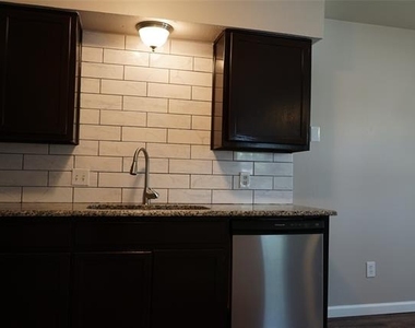 7729 Brandi Place - Photo Thumbnail 2
